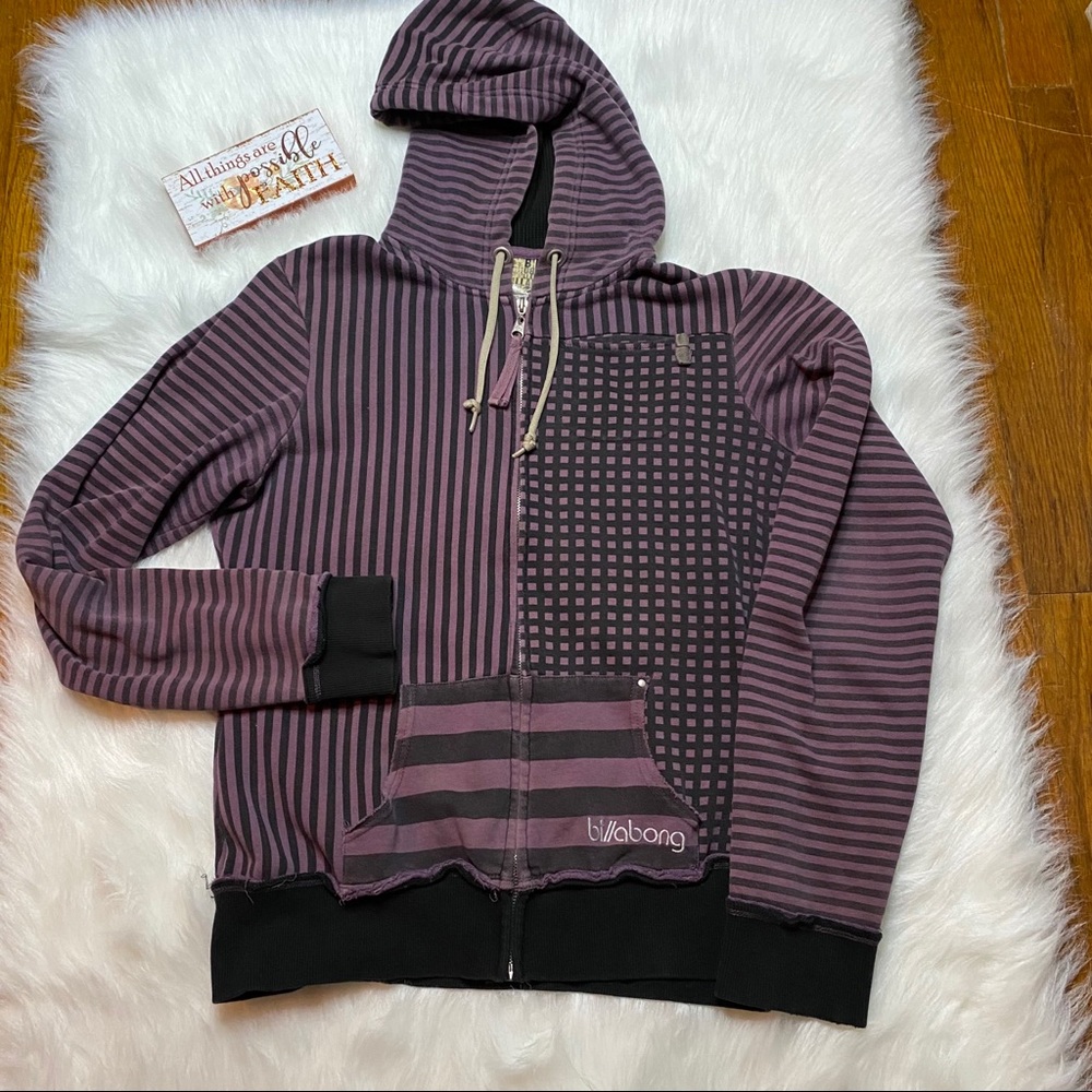 BillaBong Purple/Black Distressed Full Zip Sz XL